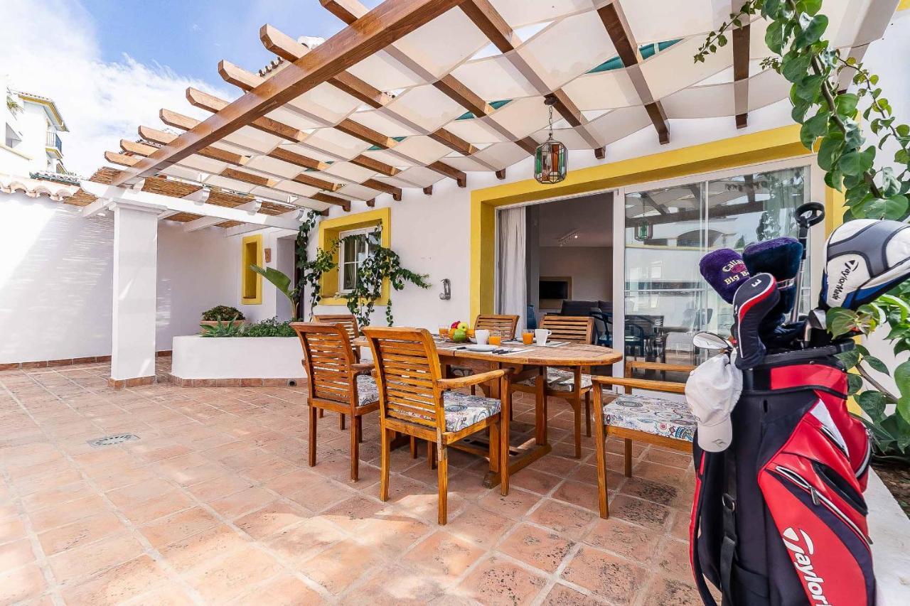 Sitio de Calahonda Sur Suites Miraflores מראה חיצוני תמונה