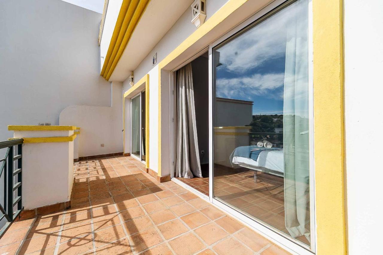 Sitio de Calahonda Sur Suites Miraflores מראה חיצוני תמונה