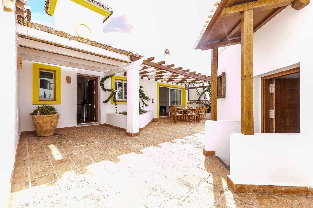 Sitio de Calahonda Sur Suites Miraflores מראה חיצוני תמונה