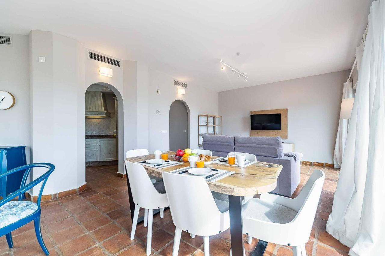 Sitio de Calahonda Sur Suites Miraflores מראה חיצוני תמונה