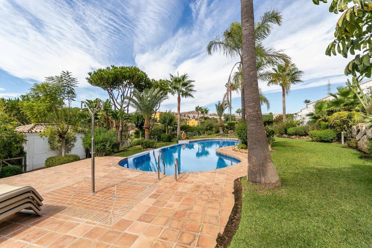 Sitio de Calahonda Sur Suites Miraflores מראה חיצוני תמונה